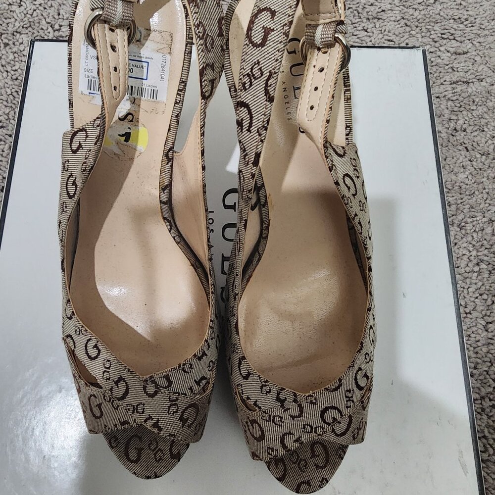 Guess Signature Logo Canvas Tan Sling Back Platform High Heels Shoes NWOB 9M